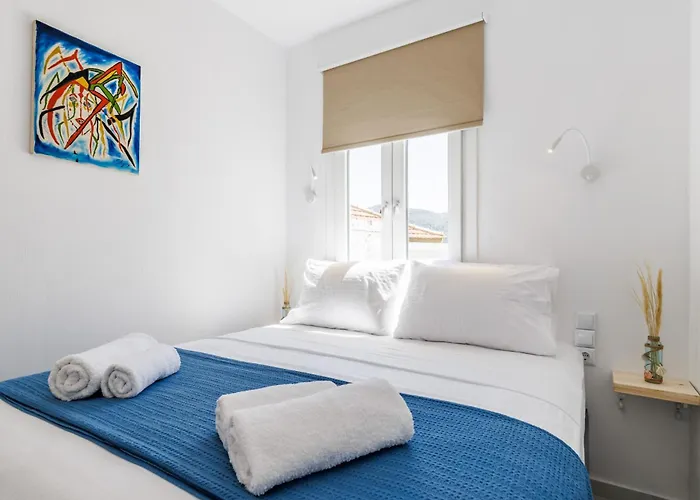 House Victoria Skopelos